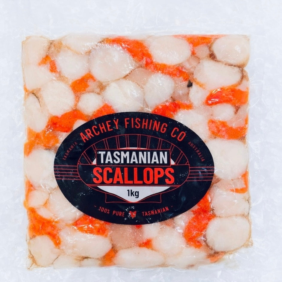 PREMIUM TASMANIAN SCALLOP MEAT ROE-ON 1KG - Claudio's Seafoods, Sydney Fish Markets